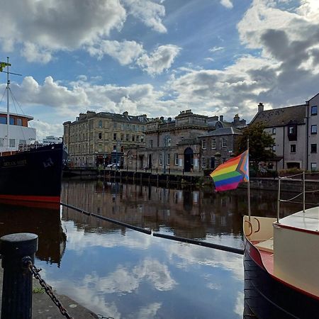 Lovely Ground Floor Apartment In Great Location At The Shore, Edimburgo Exterior foto